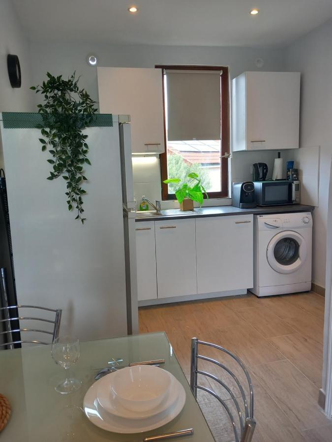 Apartmán Beau F2-5Mn Aeroport D'Orly-Parking Prive Gratuit Paray-Vieille-Poste Exteriér fotografie